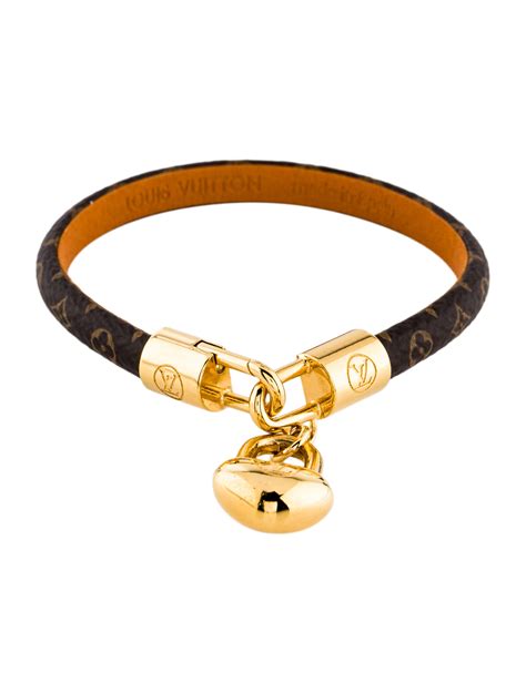 louis vuitton leather bracelet sizing|louis vuitton bracelet monogram.